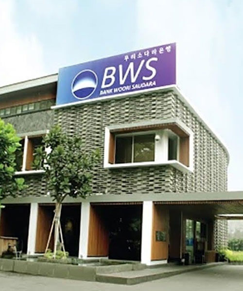 Lokasi: Jl. Dipenogoro - Bandung Pekerjaan: Konstruksi baja Tahun: 2014